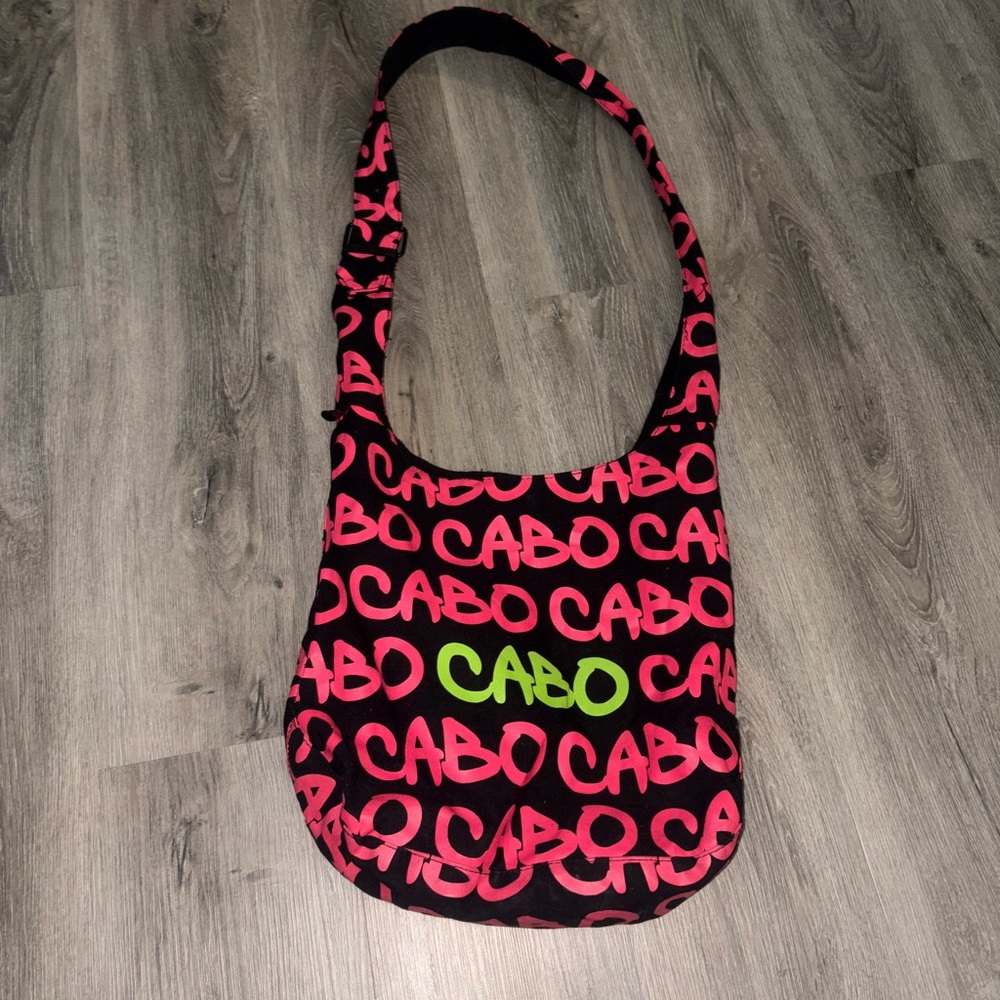 Robin Ruth — Black and Pink Shoulder Bag